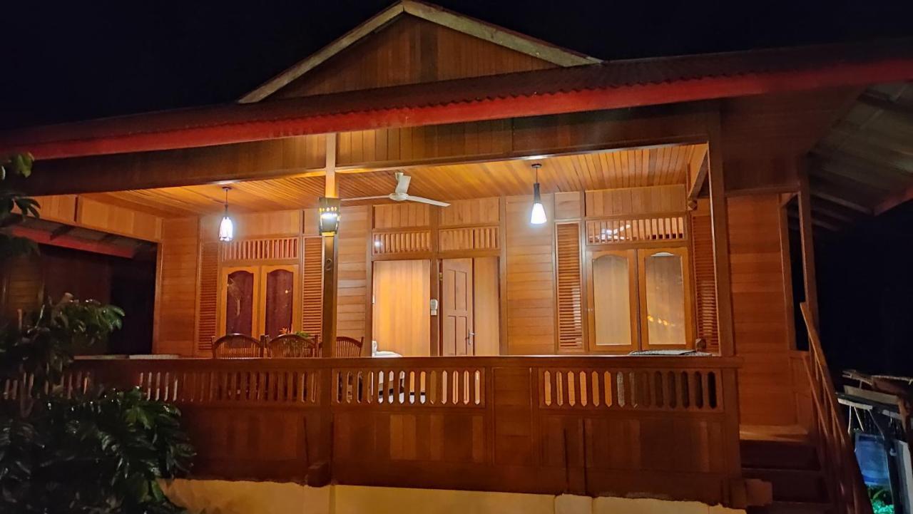 Bunaken Villa Queen'S Dive Manado Bagian luar foto